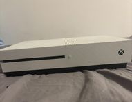 Xbox One S 1TB utan handkontroll