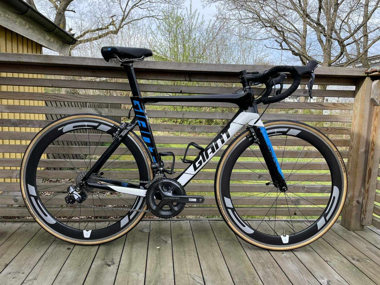 Giant Propel Advanced 0 Mediu...