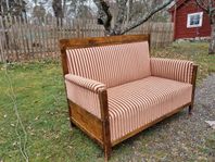 soffa antik bortskänkes 