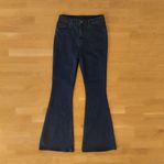 SHEIN blåa jeans, storlek M