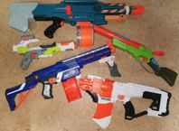 NERF leksaksvapen bla Doomlands & Zombi strike