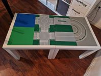 2x ikea lack bord med legoplattor. 
