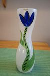 Vas (Tulip) Ulrica Hydman Vallien