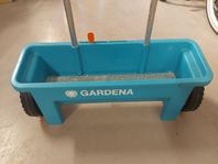 Gardena gödninsspridare