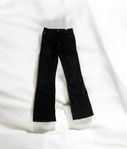 Svarta Jane Boost jeans – sitter perfekt & formar snyggt