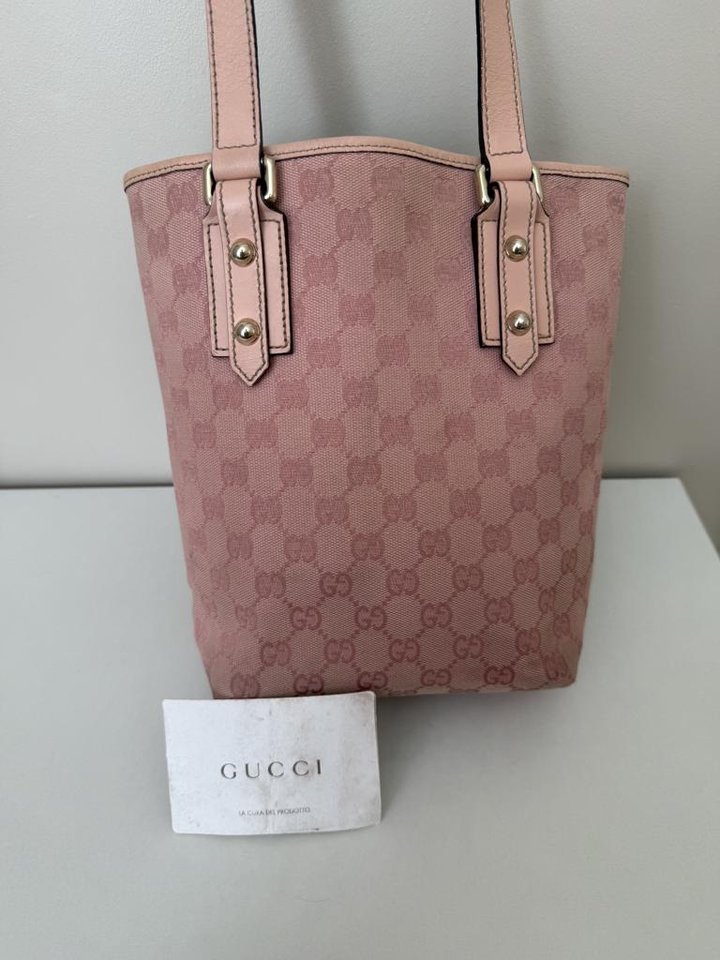 Rosa Gucci väska