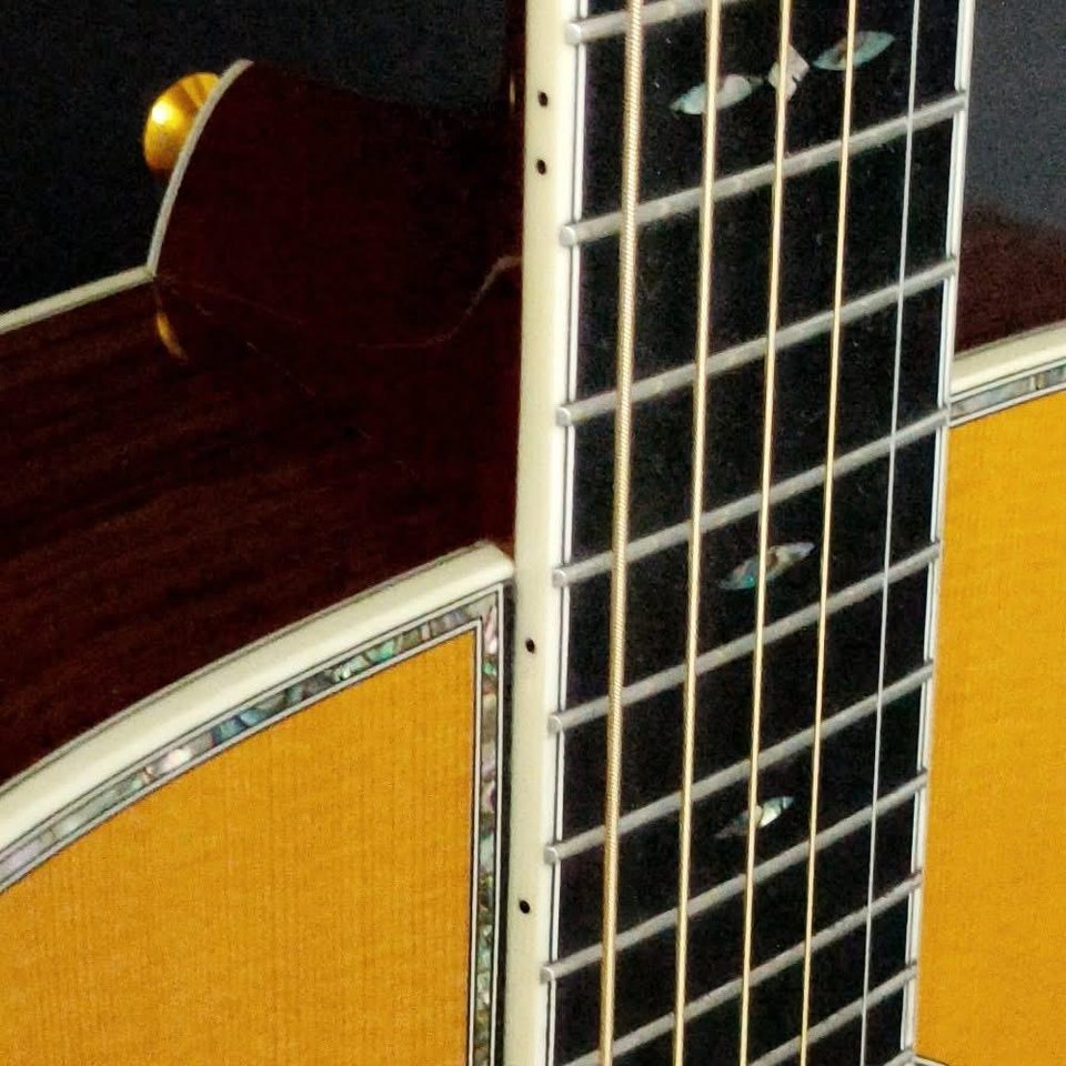Martin OM-42, Lr baggs Athem
