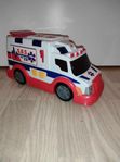 Ambulans med ljud och ljus