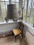 Antik golvlampa i mässing