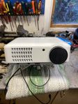 Led projektor keystone RD804