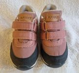 Kavat sneakers stl. 23 innermått 13.4cm. vattentät. Nyskic