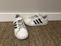 Sneakers adidas barn