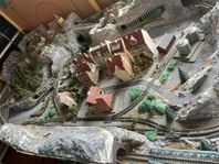 Sista chansen!Modelljärnväg i landskap - arkitektdesignat