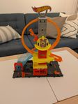 Hot Wheels City - Super Loop Fire Station