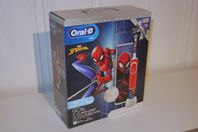 Oral-B Spiderman eltandborste för barn + Travel Case / NYTT