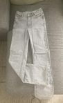 Ljusgrå jeans stl 24/32