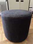Grå sittpuff MIO. 