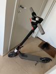 T4 KickScooter Elsparkcykel – 30 km/h, kraftfull och smidi