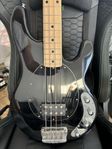 MusicMan Stingray 4 H