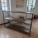 Hylla / Bokylla Industristil