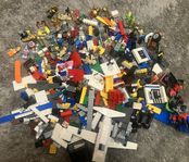 Lego blandad samt figurer
