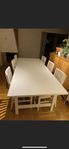 Stort matbord + stolar