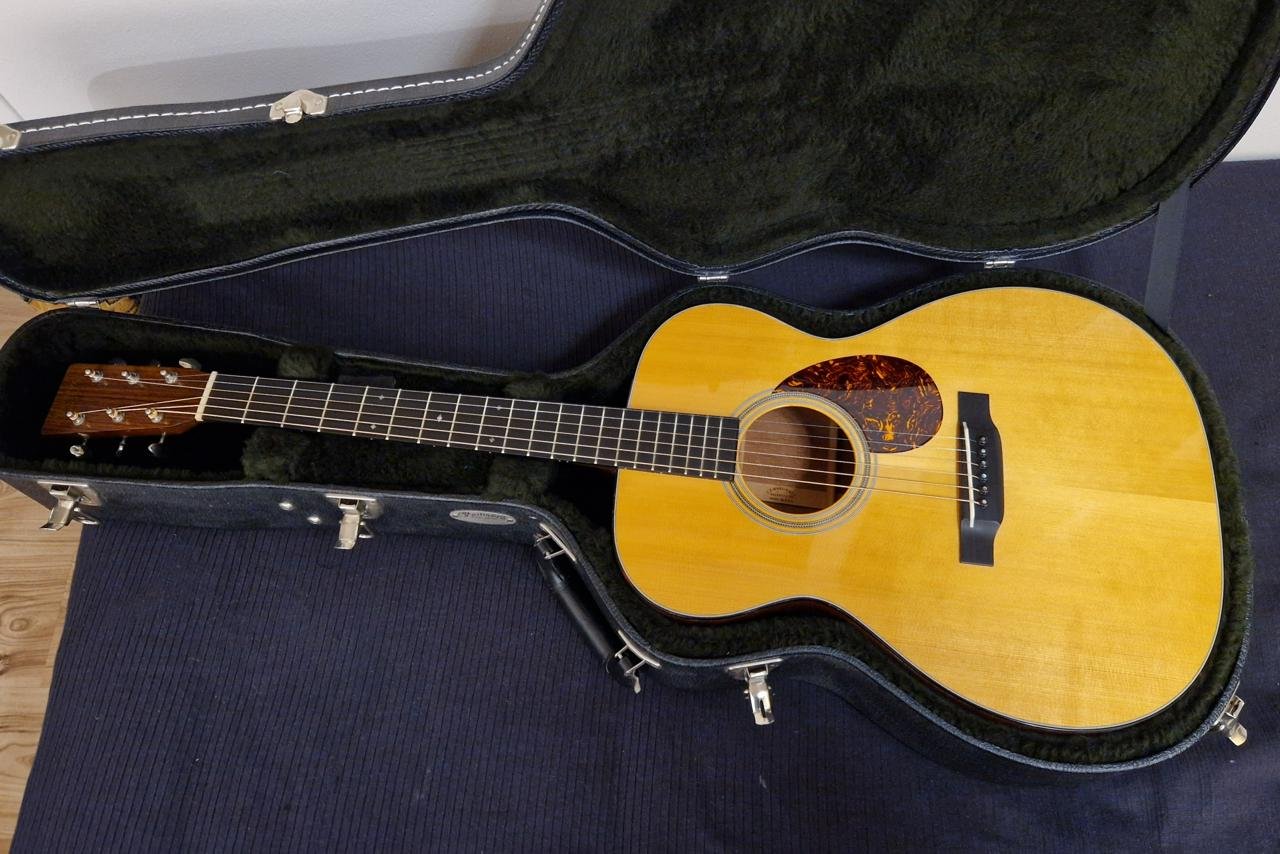 Martin OM-18 Custom Shop