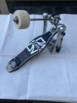 Tama baskaggepedal