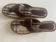 Burberry espadrillos, sandaler, m kilklack stl 38