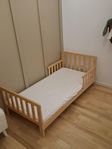 Junior säng från babylove