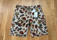 Camouflage cargo shorts från Element