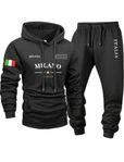 dress med två Hoodies 1svart 1röd 1byxa svart 