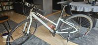 Sportcykel dam. Specialized Sirrus Vita