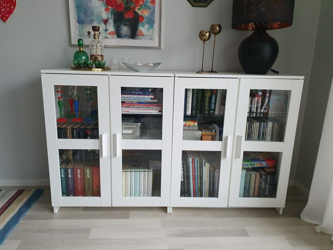 2 hyllor/skåp från IKEA
