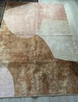 Trendig Wilton Matta 130x190 cm Beige/Rosa