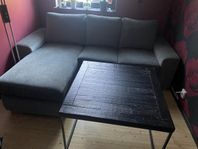 soffa och bord