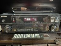 Förstärkare PIONEER VSX-520
