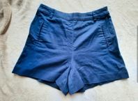 Jättefina dressade shorts