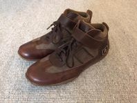 BULLBOXER - "Sneakers" (skinn/läder stl: 41-42) NYSKICK.!