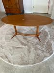 Vardagsrumsbord i Teak