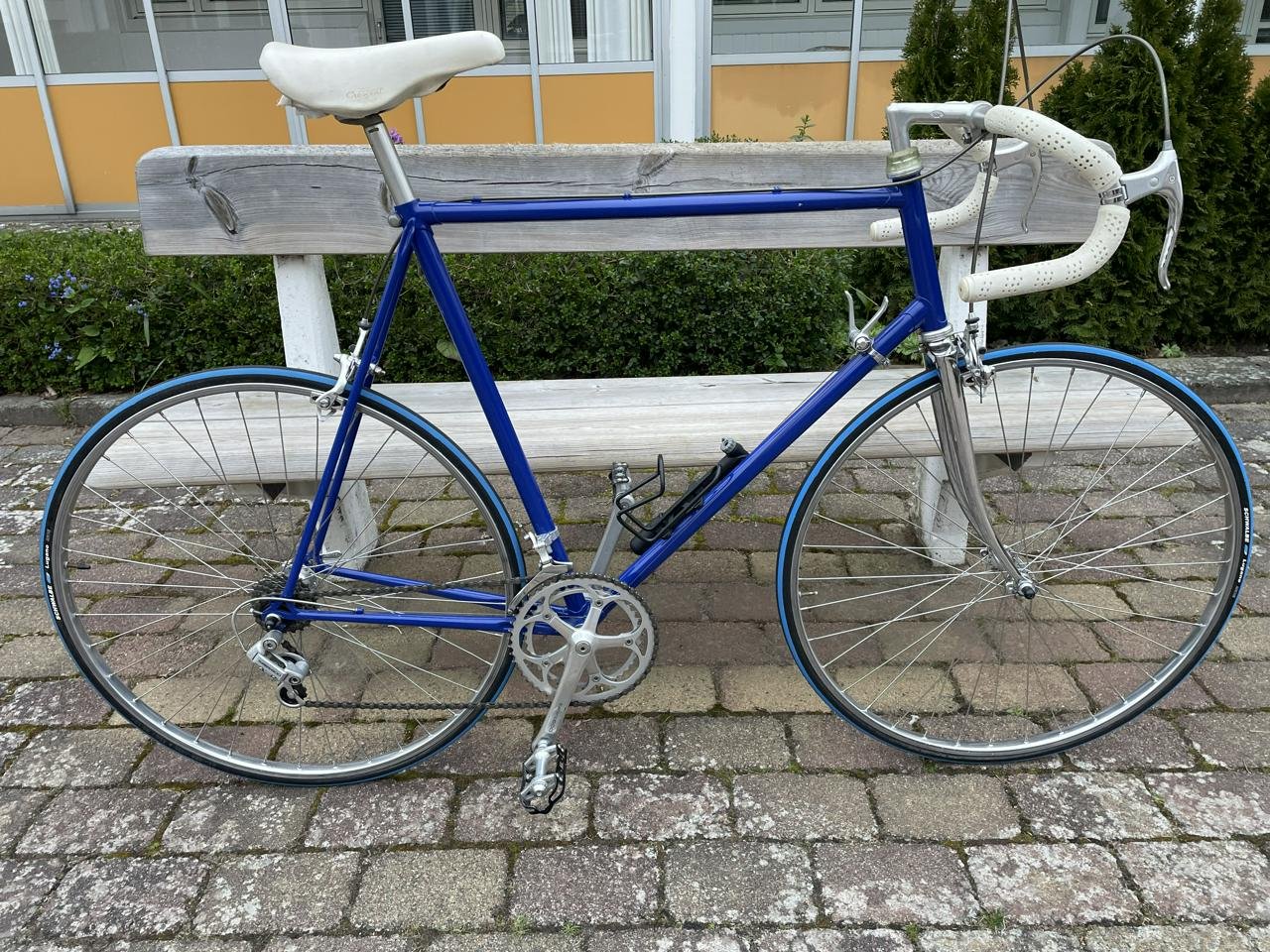 Crescent Racer.92318
