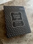 BEATLES, RINGO STARR – Coffee table book, värde: 2000 kr.
