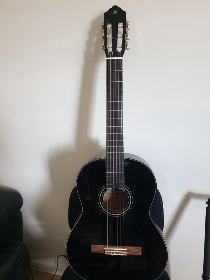 yamaha c40