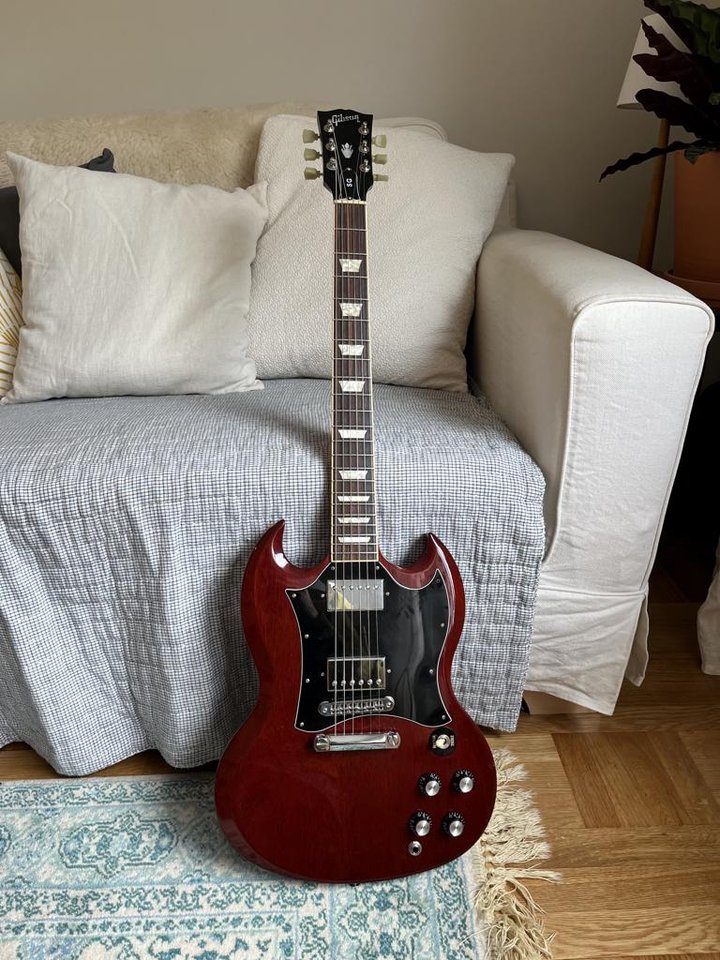 Gibson SG standard