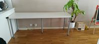 Stabilt bord säljes :: Sturdy table for sale