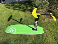 Slingshot Kitefoilbräda med foil - komplett