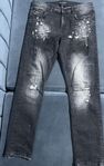 Svarta jeans