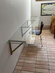 skrivbord i glas och ek 264x48cm
