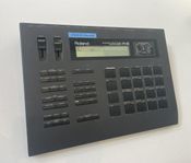 Roland R-8 Human Rhythm Composer - Trummaskin