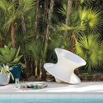 2 st Design Fåtöljer vita - Magis chair (Nordiska Gallerie